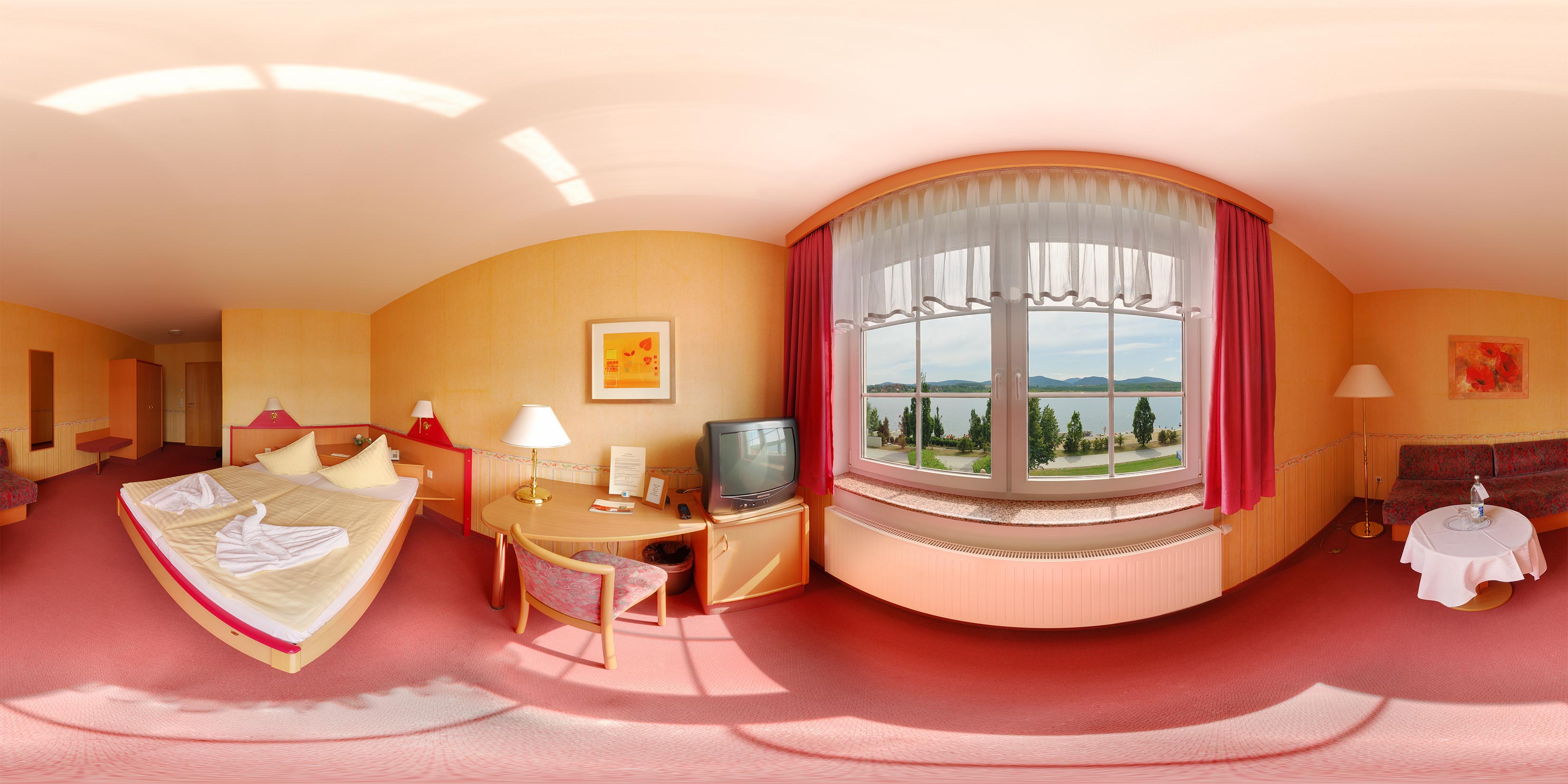 Zimmer mit Seeblick 2