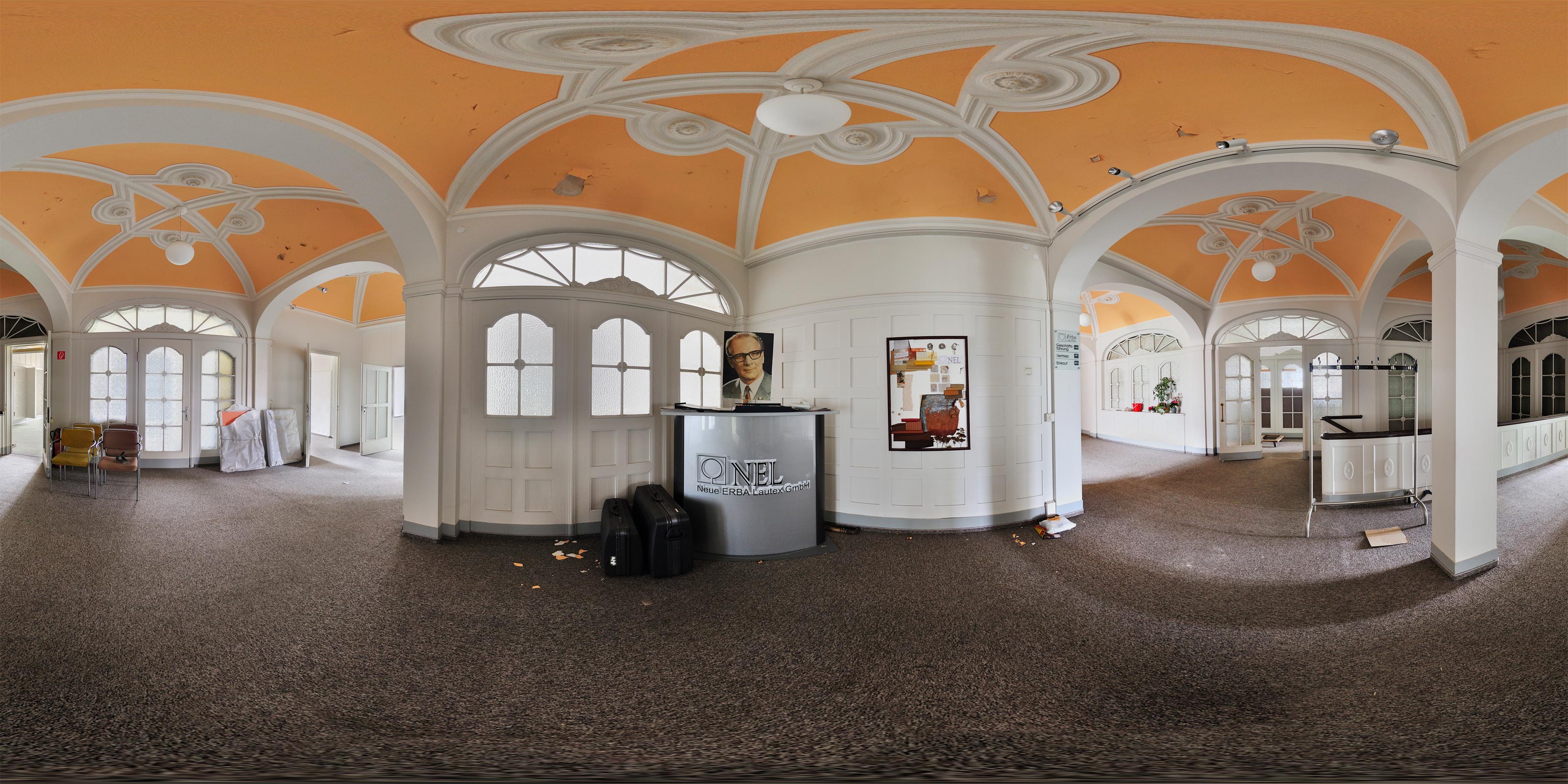 Eingangshalle 2